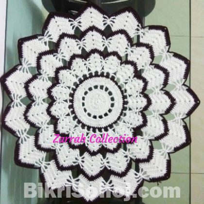 Crochet doily table mat 18 inch